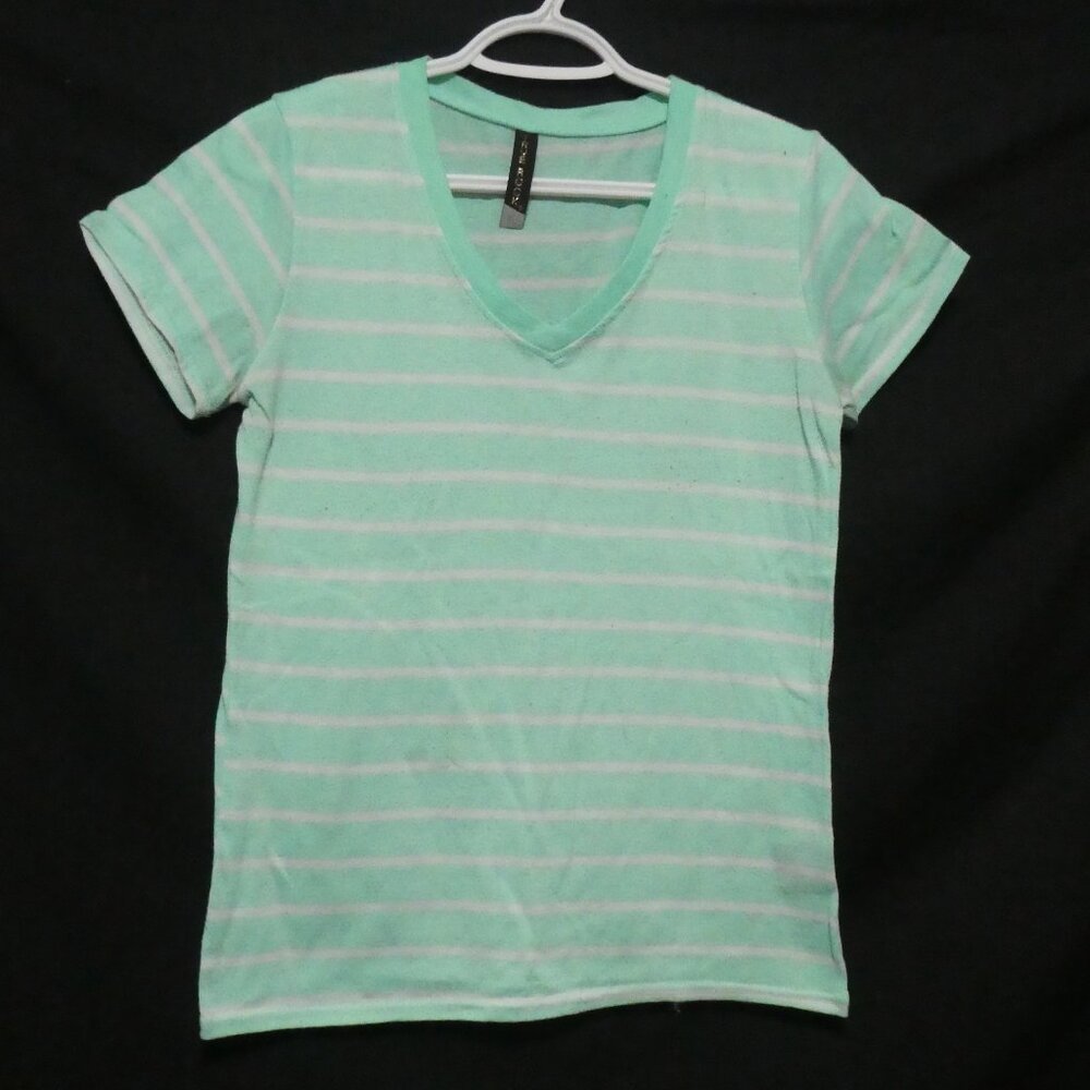 TRUE ROCK | xl, extra large | Green and White Striped V-Neck Short Sleeve Tee